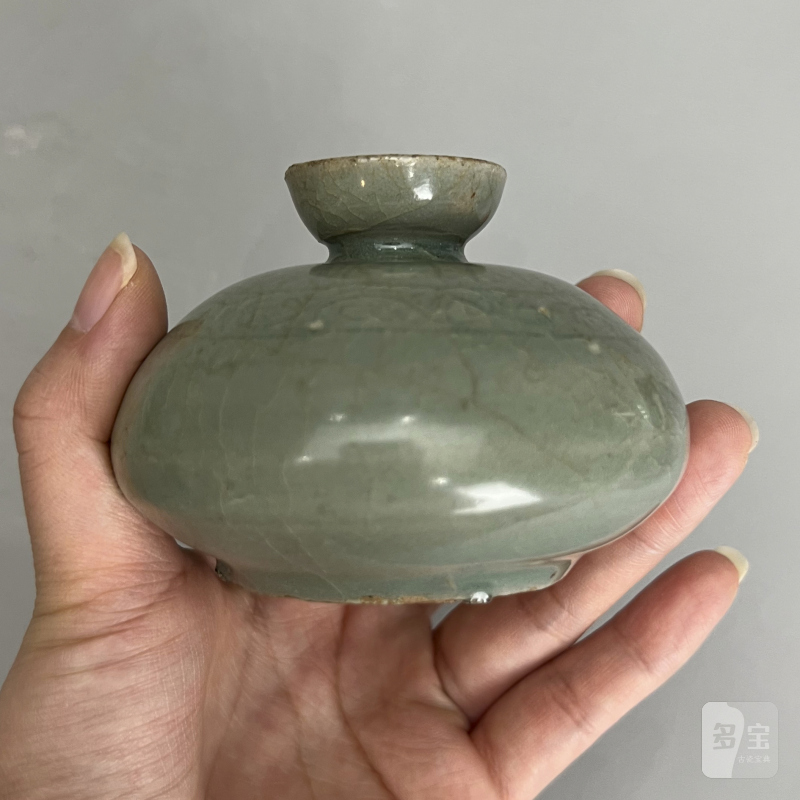 明代 高丽青釉暗刻花卉纹油壶 - 图9